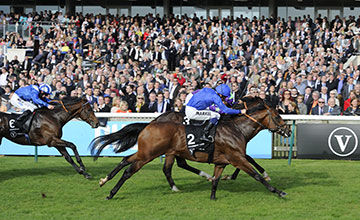 Charming Thought wins the G1 Middle Park Stakes at Newmarket